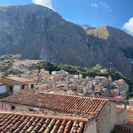 A Punta Terra Isnello Bed and Breakfast Esterno foto