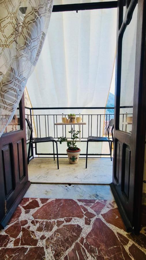 A Punta Terra Isnello Bed and Breakfast Esterno foto