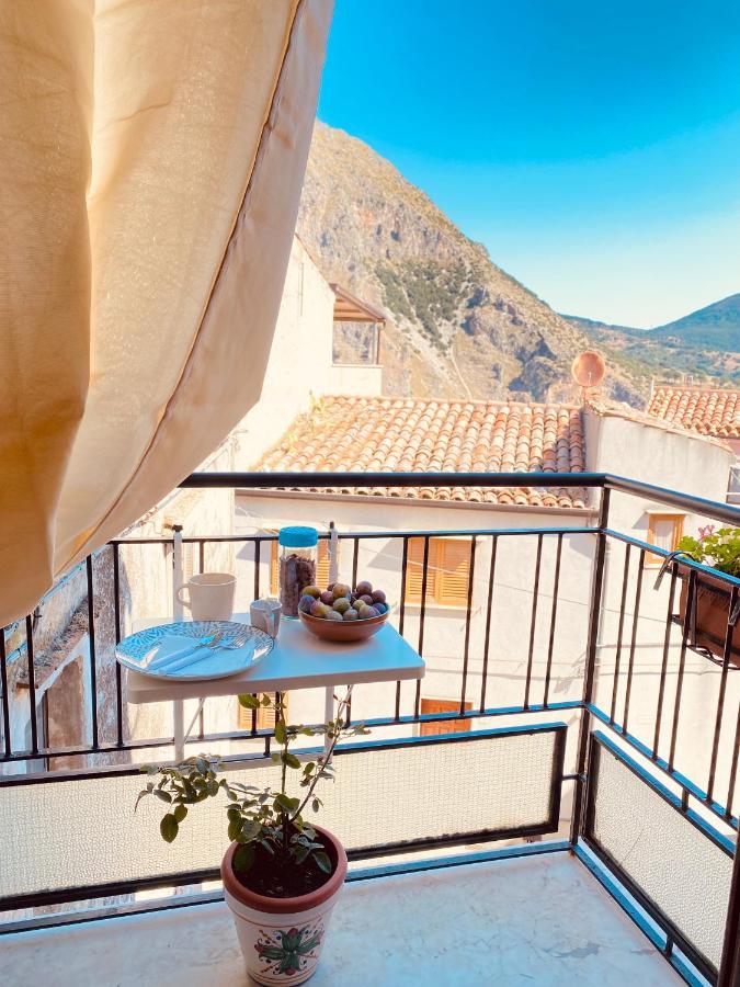 A Punta Terra Isnello Bed and Breakfast Esterno foto